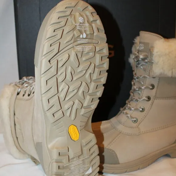 NIB UGG MEN'S BUTTE LOGO LEATHER SHEARLING LINED WINTER SNOW BOOTS‎