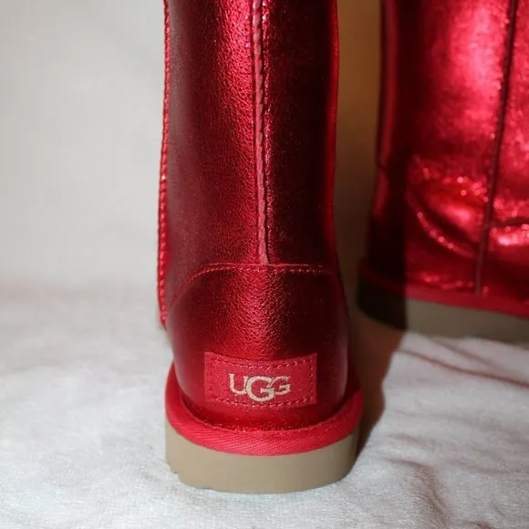 NIB UGG TODDLER GIRL'S RED METALLIC GLITTER SHEARLING LINED CLASSIC SHORTS BOOTS