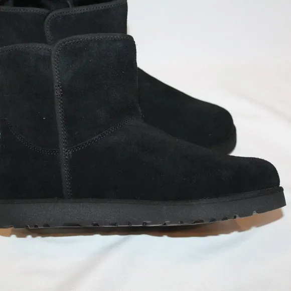 NIB UGG WOMEN'S CORY SUEDE SHEARLING LINED MINI BOOTS‎ BLACK