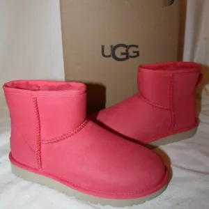 NIB UGG WOMEN'S SUEDE SHEARLING CLASSIC MINI ANKLE BOOTS HIBISCUS‎ PINK