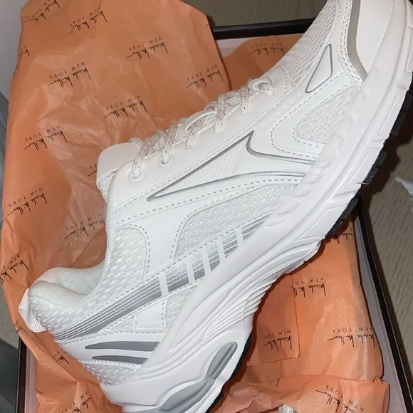 NICOLE MILLER Retro Jogger Sneakers NIB