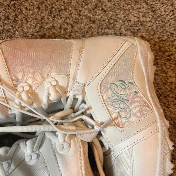 Nidecker Snowboard Boots All White Lace Up Kids