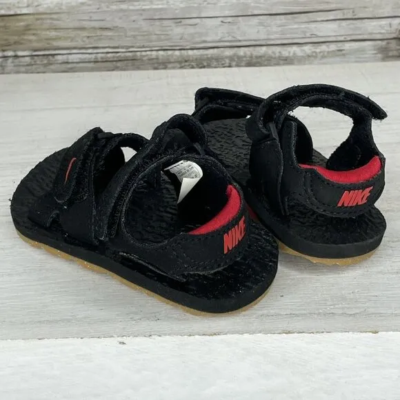 Nike ACG Air Deschutz Kids Size 5 - Black Atom-Red Sandals NEW