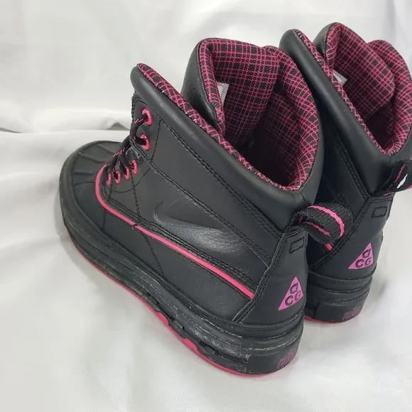 Nike ACG Woodside Duck Toe Hiking Boots Black Pink Youth 4 Womens 5.5
