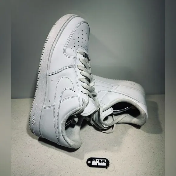 Nike Air Force 1 '07 Retro Low Triple White Sneakers OG CW2288-111 Size 10,5