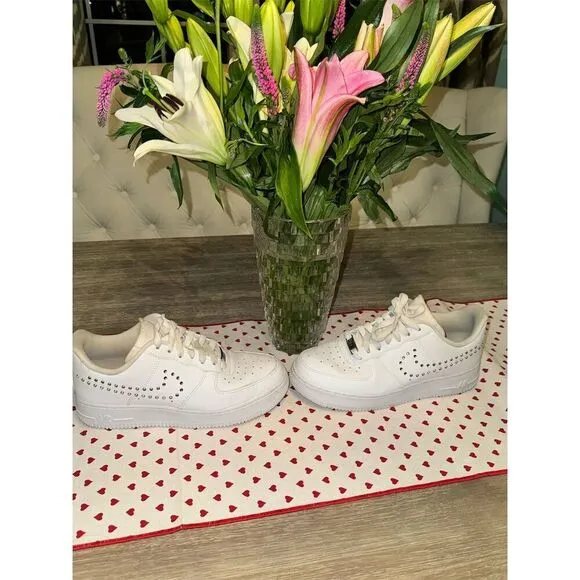 Nike Air Force 1 '07 Women's Silver Studded Swoosh Sneakers Size 7.5