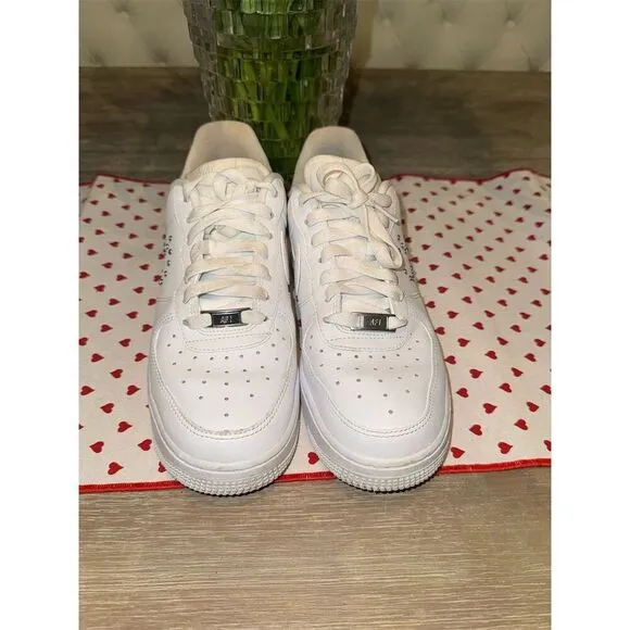 Nike Air Force 1 '07 Women's Silver Studded Swoosh Sneakers Size 7.5