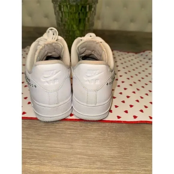 Nike Air Force 1 '07 Women's Silver Studded Swoosh Sneakers Size 7.5