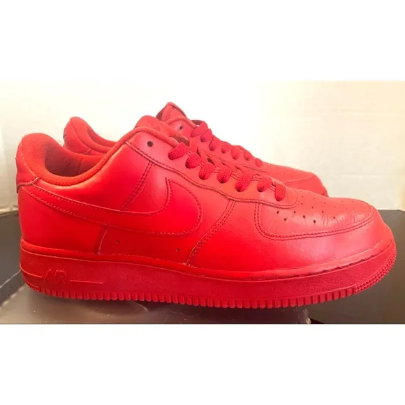 Nike Air Force 1 Low '07 LV8 University  Men’s Size 10 Triple Red Sneakers