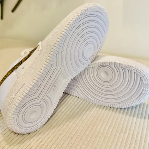 Nike Air Force 1 Low Retro Sneakers