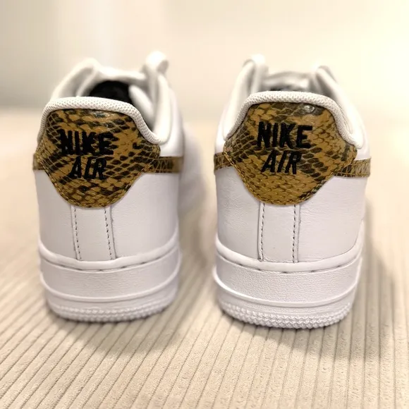 Nike Air Force 1 Low Retro Sneakers
