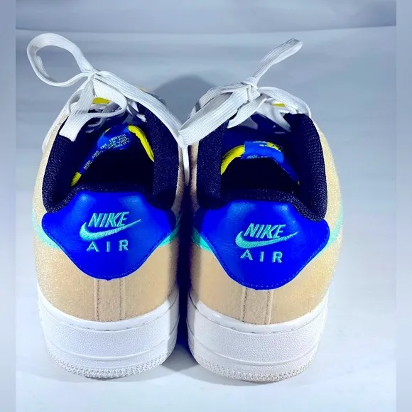 Nike Air Force 1 LV8