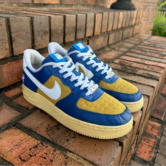 NIKE AIR FORCE 1 Undefeated Blue and Yellow Sneakers