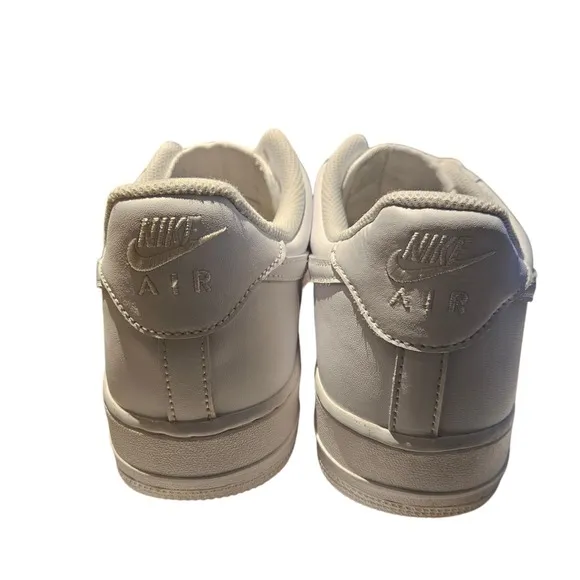 Nike Air Force One '07 Size 11.5 White Casual Sneaker Pre-Owned Cw2288-111