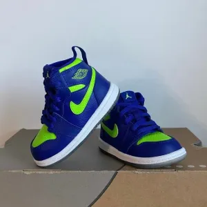 Nike Air Jordan 1 Retro ‘Concord’ Toddler Sneakers- SZ 6 C
