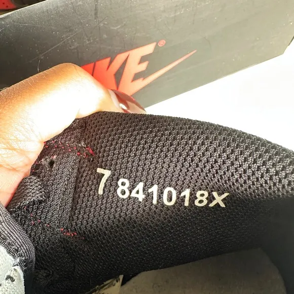 Nike Air Jordan 1 Retro High Black Red Sneakers