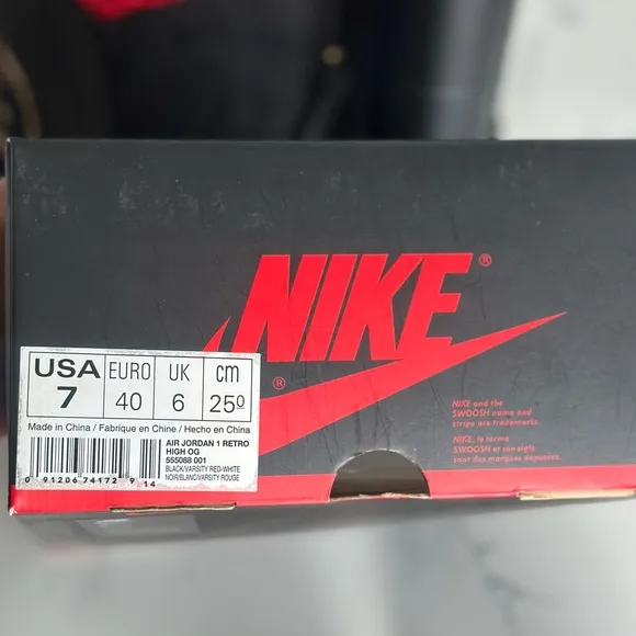 Nike Air Jordan 1 Retro High Black Red Sneakers