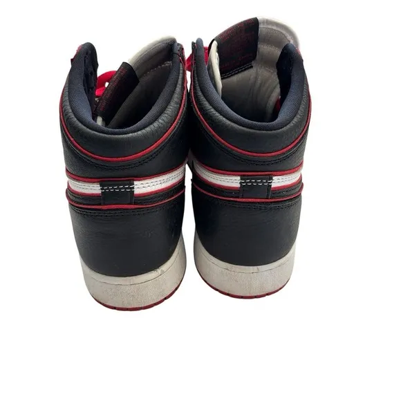 Nike Air Jordan 1 Retro High OG Bloodline 575441-062 Size 6Y‎