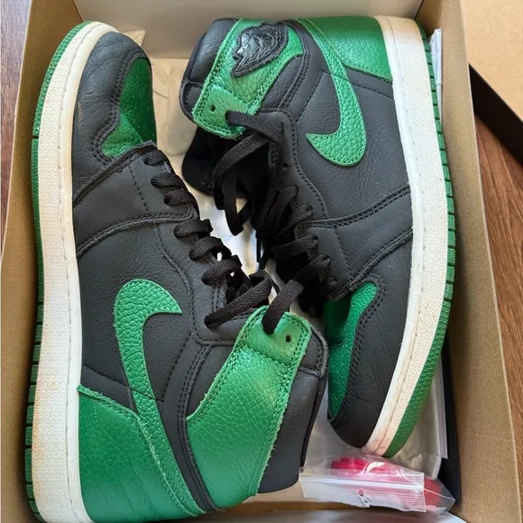 Nike Air Jordan 1 Retro High OG ‘Pine Green’