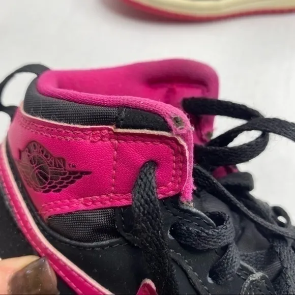 Nike Air Jordan 1 Retro High Top Black Vivid Pink Sneakers Size 9C