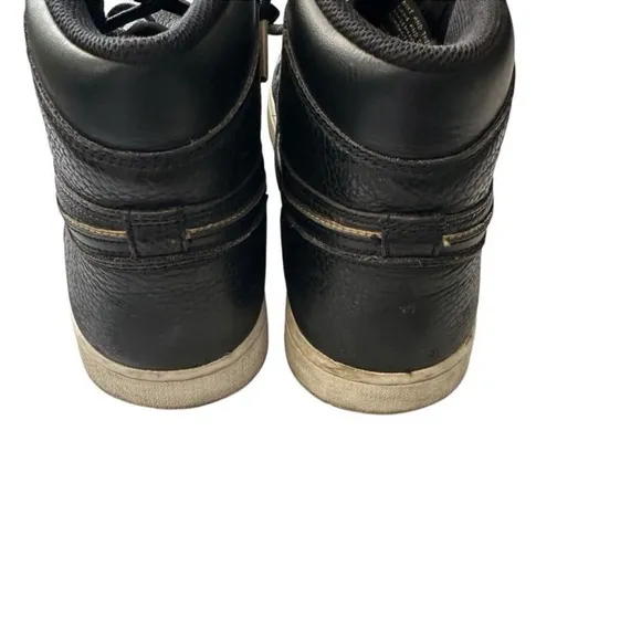 NIKE Air Jordan 1 retro Mid Black &amp; Gold sz 10.5