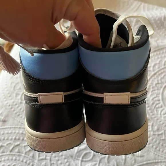 Nike Air Jordan‎ 1 Retro Mid “University Blue/Blue” Sneakers