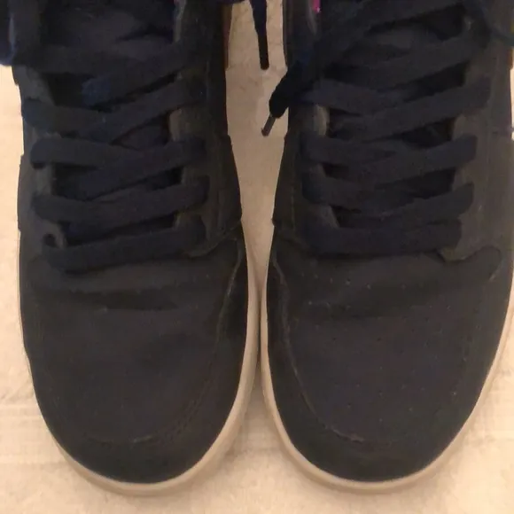 NIKE AIR JORDAN 1 RETRO SNEAKERS MEN SIZE 8Y
