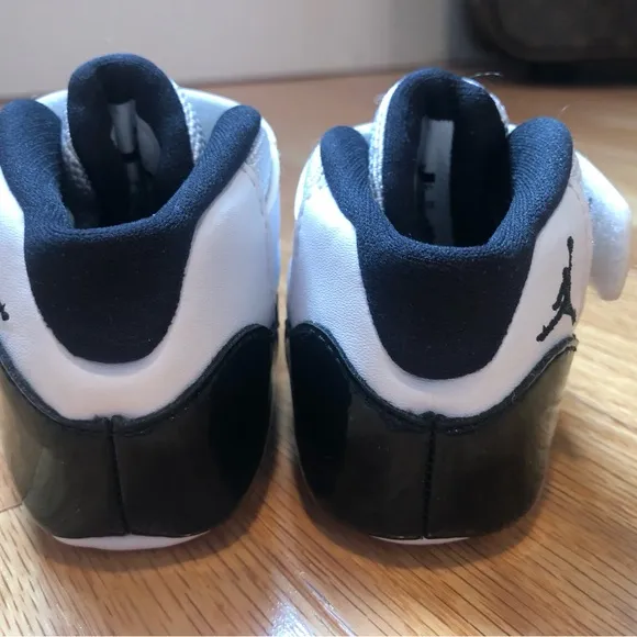 Nike Air Jordan 11 Retro CB Concord 2018