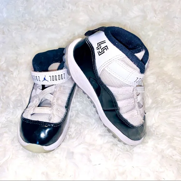 Nike Air Jordan 11 Retro Concord Kids Sneakers