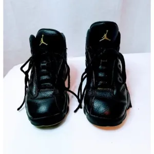 Nike Air Jordan 13 Retro Boy's Sneaker