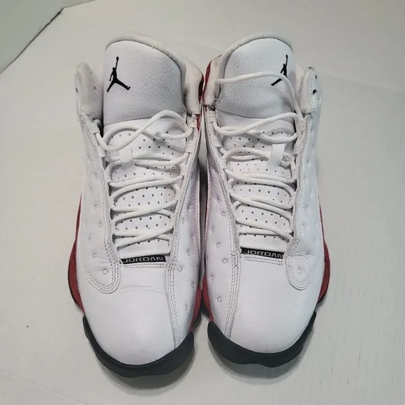 Nike Air Jordan 13 Retro OG Chicago  Size 8