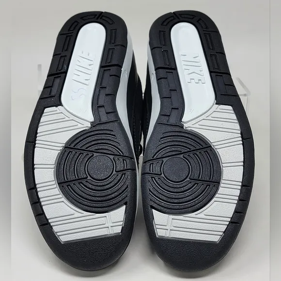 Nike Air Jordan 2 Retro Low Black White Sneakers DX4401-001 Women's Size 6.5 New