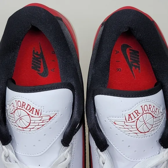 Nike Air Jordan 2 Retro Low Chicago Women's Size 11 Sneakers FD4849-106 New