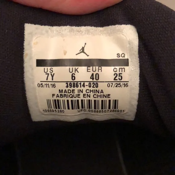 NIKE AIR JORDAN 3 RETRO BG SNEAKERS MENS SIZE 7Y