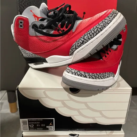 Nike Air Jordan 3 Retro SE Sneakers(used)
