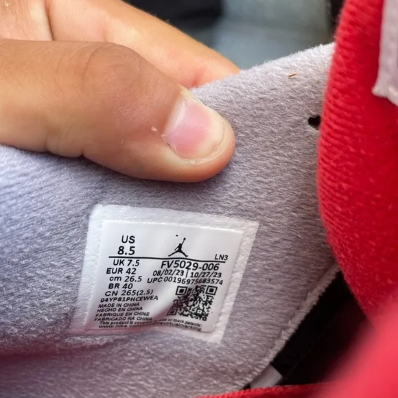 Nike Air Jordan 4 Retro Breds