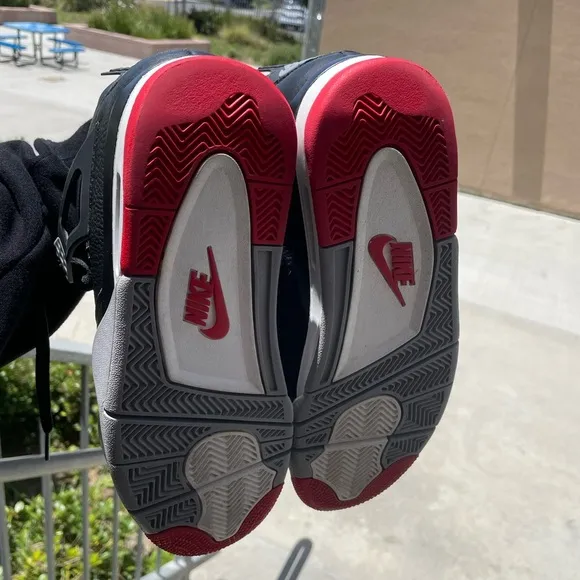 Nike Air Jordan 4 Retro Breds