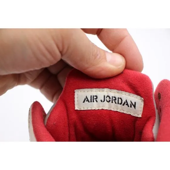 Nike Air Jordan 5 Mens Size 7.5  Retro Fire Red Sneakers 136027-100