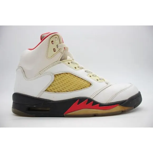 Nike Air Jordan 5 Mens Size 7.5  Retro Fire Red Sneakers 136027-100