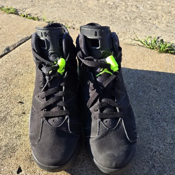 Nike Air Jordan 6 Retro Electric Green Glow Sole Sz 6.5