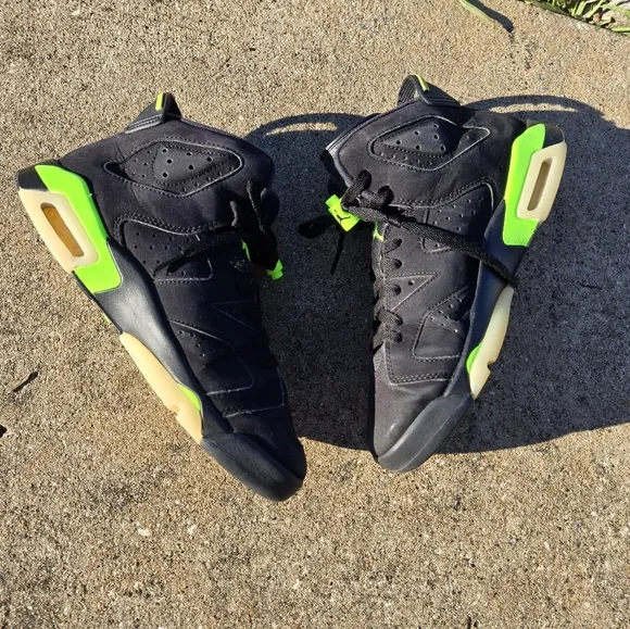 Nike Air Jordan 6 Retro Electric Green Glow Sole Sz 6.5