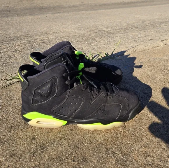 Nike Air Jordan 6 Retro Electric Green Glow Sole Sz 6.5