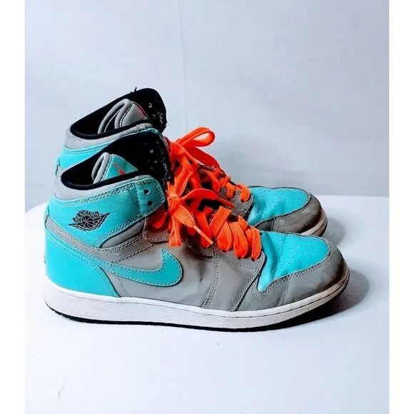 Nike Air Jordan Mid 1 Retro Sneakers