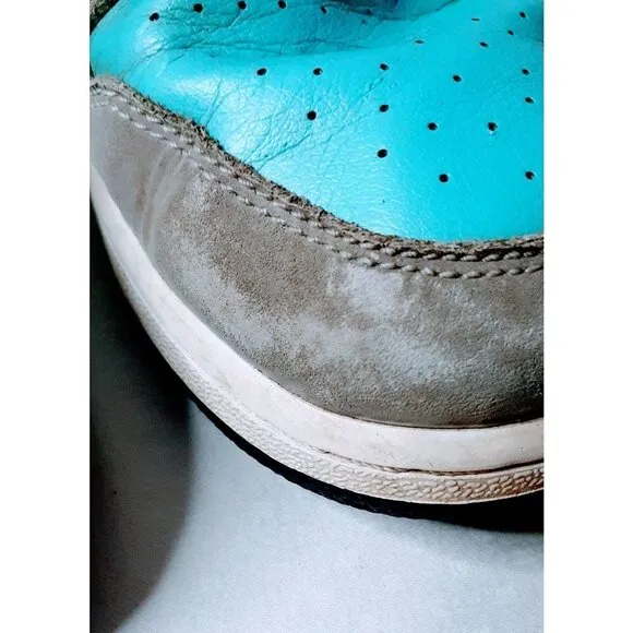 Nike Air Jordan Mid 1 Retro Sneakers