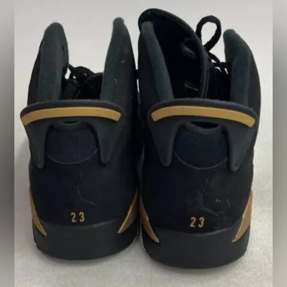 Nike Air Jordan (Preschool) 6 Retro SE 'Defining Moments'  Size 2Y Used MSRP$120