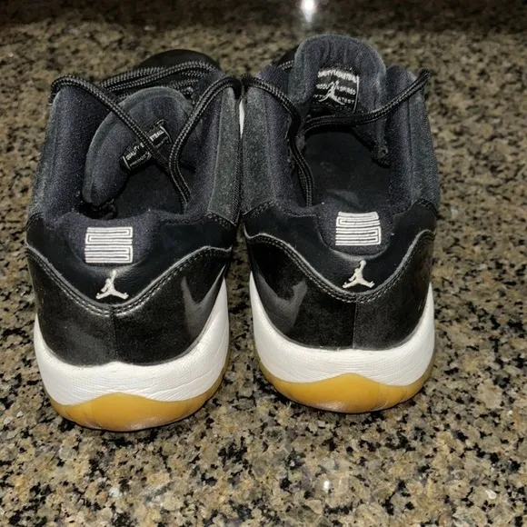 Nike Air Jordan retro 11 sneakers