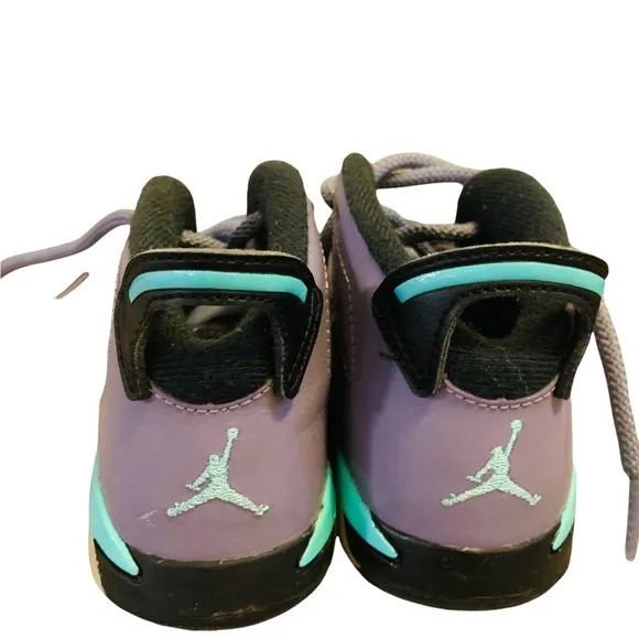 NIKE Air Jordan Retro 6 Toddler Sneakers