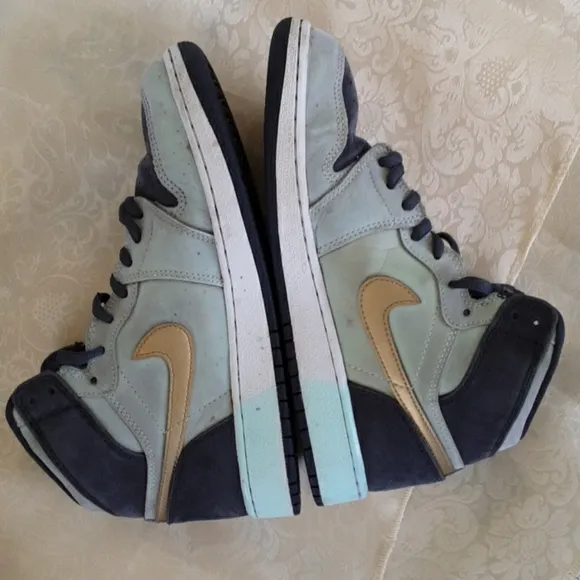 Nike Air Jordan Retro High GG Mint Sneakers