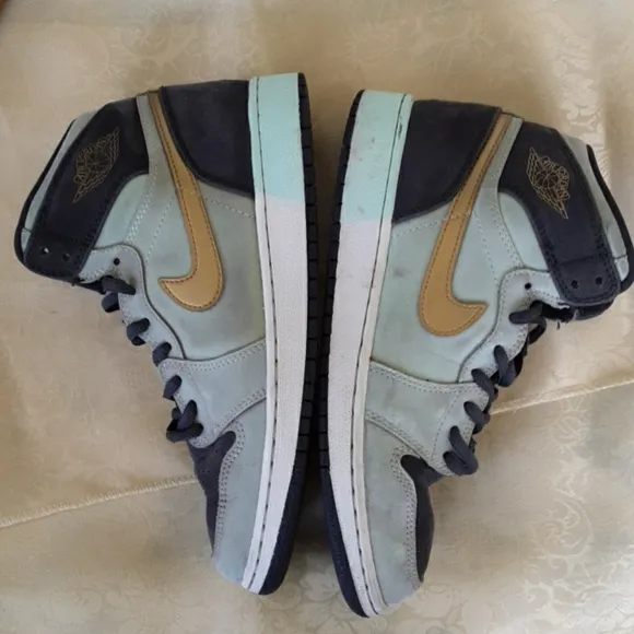 Nike Air Jordan Retro High GG Mint Sneakers