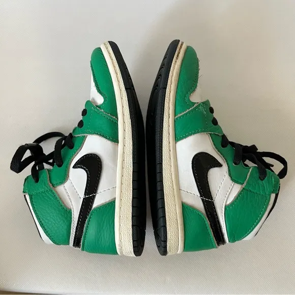 Nike Air Jordan Retro Lucky Green High Top Sneakers